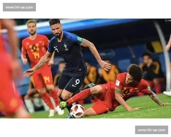 绿茵场致命弧线：技术、历史与战术革新