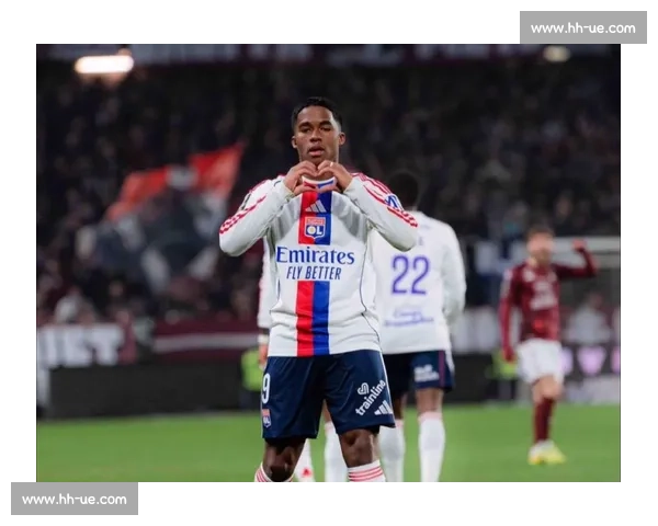 皇马官宣恩德里克抵美合练 巴西神童剑指世俱杯新征程